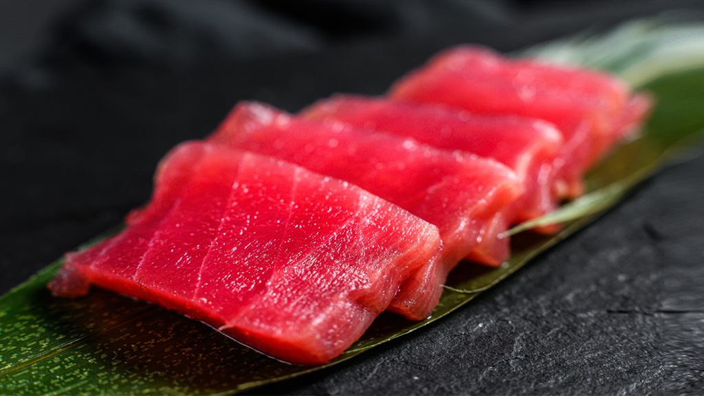 yellowfin tuna sushi slices