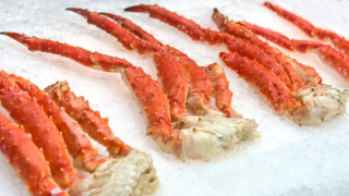 King crab clusters on ice